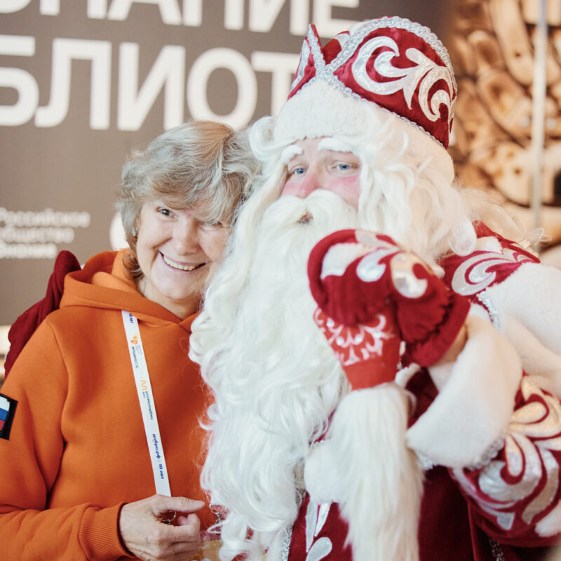 Как стать волонтёром на Новый год? Подборка интересных мероприятий из разных регионов 