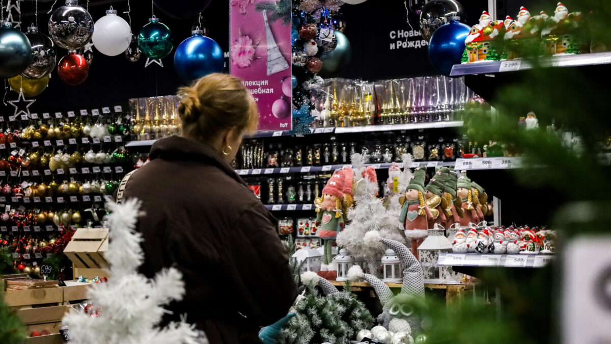 Что подарить мальчику на Новый год: топ-75 идей для всех