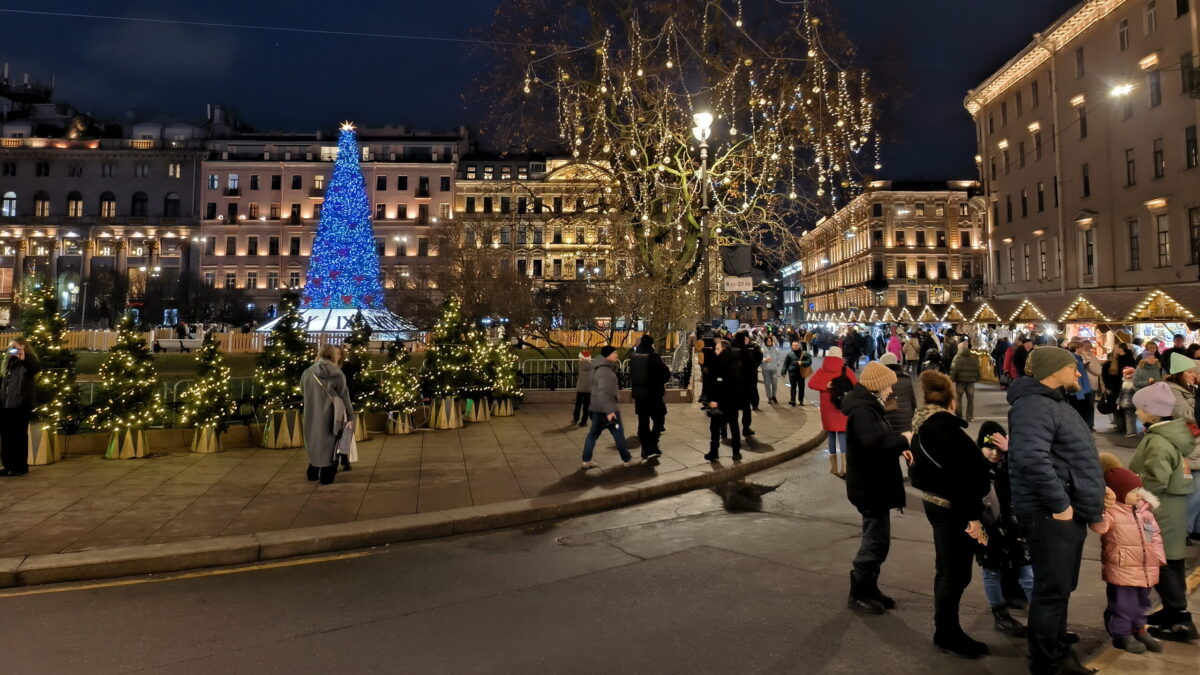 Куда поехать на Новый год-2026: в России и заграницей