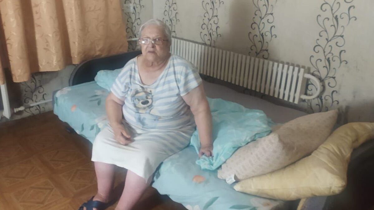 Новогоднее чудо: жители Орска помогают пожилой пианистке