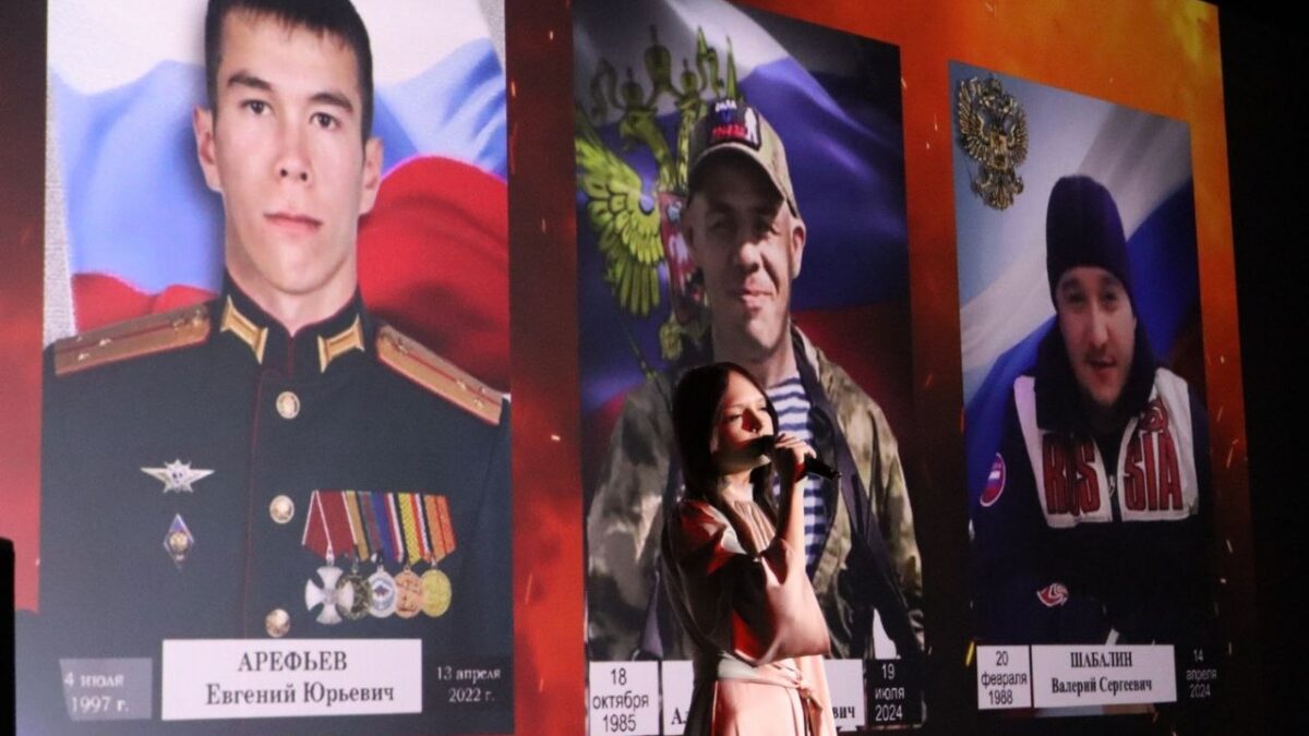 В Назарово прошёл четвертый торжественный концерт «НАЗАРОВО СВОим»