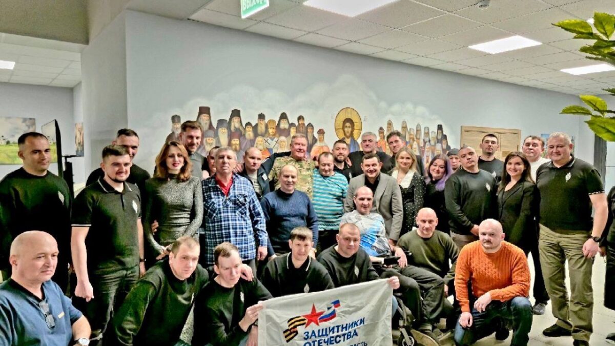 Творческий десант: «Артисты Петербурга за Победу» в Печорах