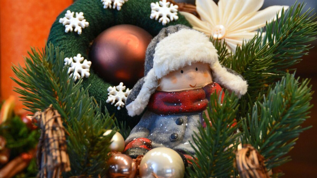 «Гусь-обнимусь» и книга по тайм-менеджменту: 40 идей новогоднего подарка коллегам