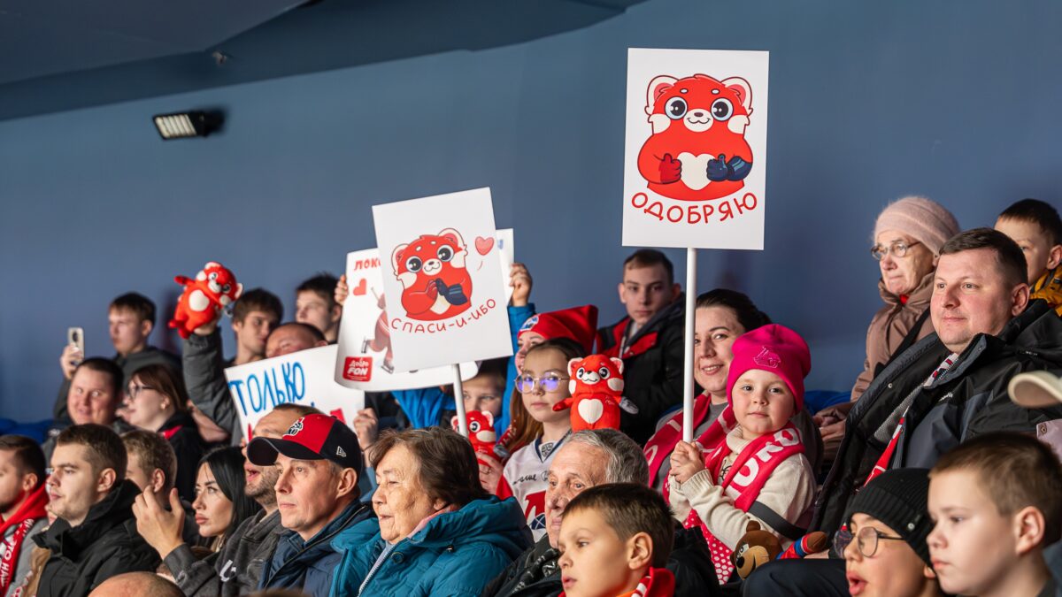 Когда слова поддержки летят быстрее шайбы: маленькие пациенты ОДКБ Ярославля передали свои добрые…