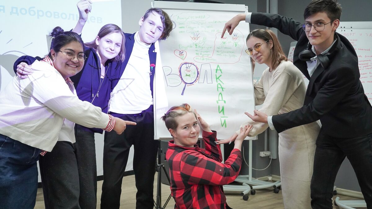 Профориентация как старт в будущее: как молодежь Петроградского района находит свой путь