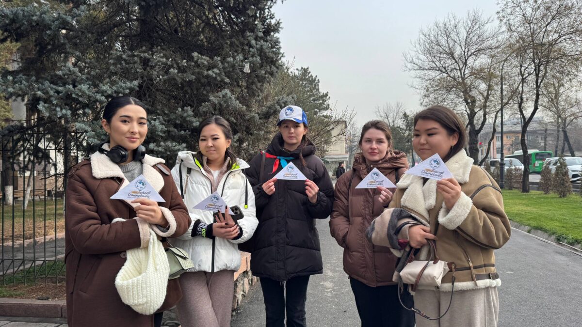 Кыргызстан помнит и чтит своих Героев!