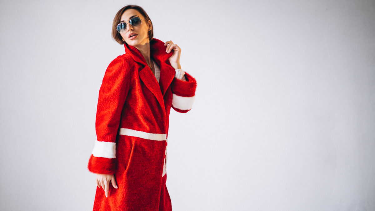 В чём встречать Новый год: стилисты рассказали, что надеть на корпоратив и в праздничную ночь