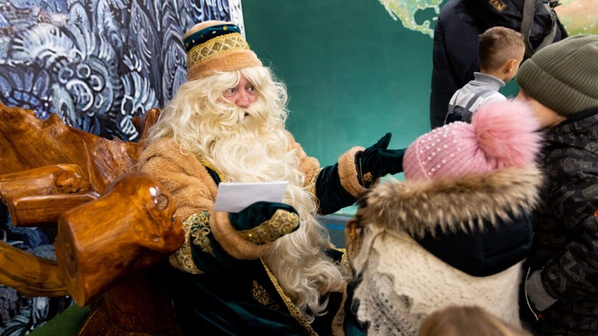Татарский Дед Мороз – Кыш Бабай: «Каждый пятый ребёнок просит братика или сестрёнку»