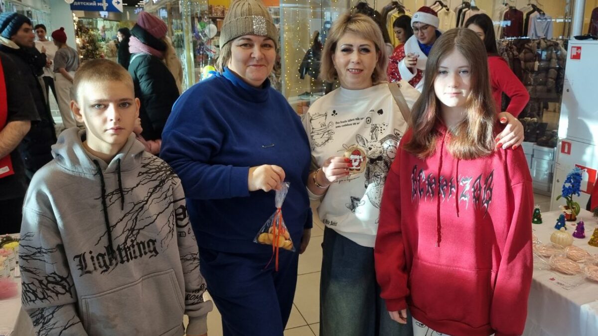 «Новогодняя сказка Саяногорска»: Как волонтеры и жители города объединились ради чуда…