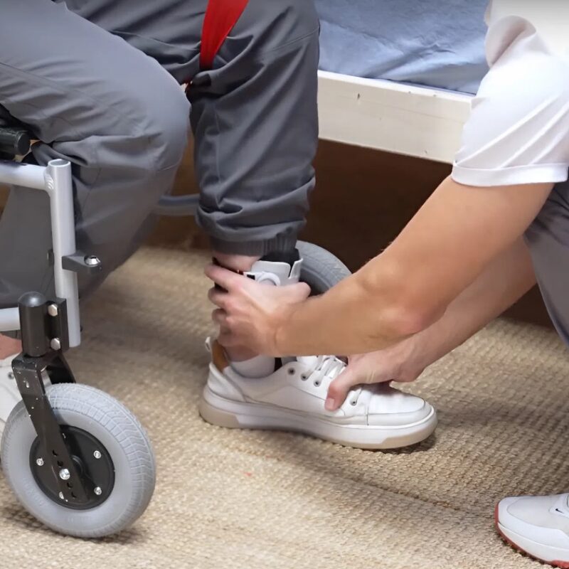 Как правильно подобрать ортез после инсульта: советы эксперта фонда ОРБИ