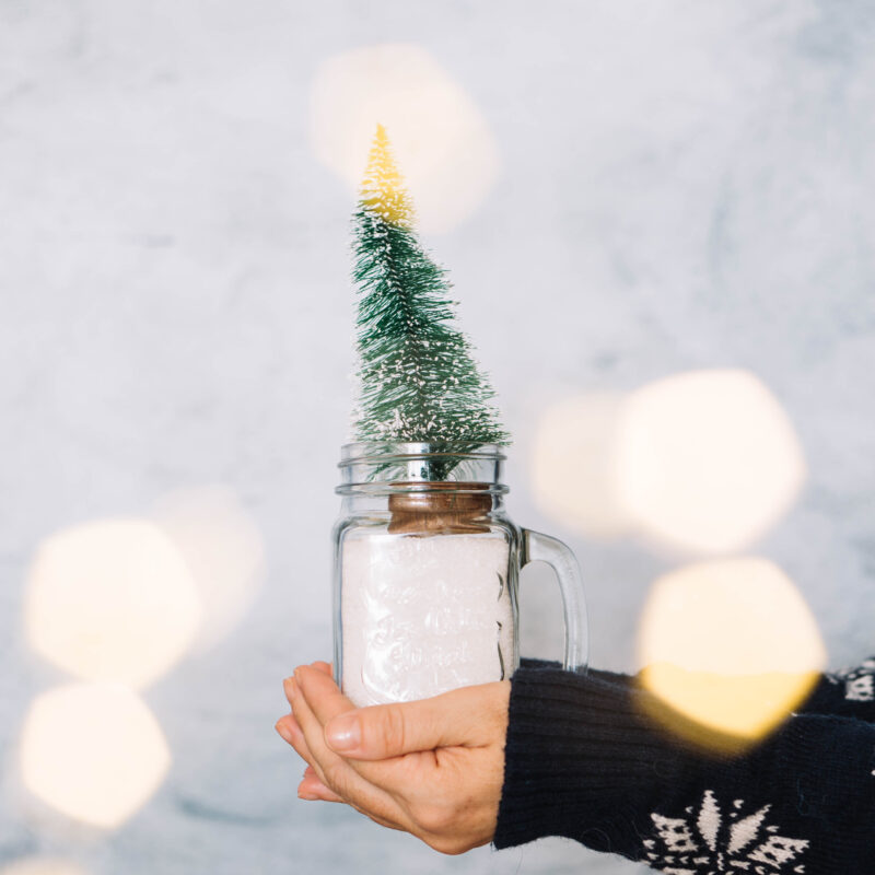 «И ещё прошу: не впускай тьму в собственное сердце»: волонтёры записали «капсулу времени» в будущее