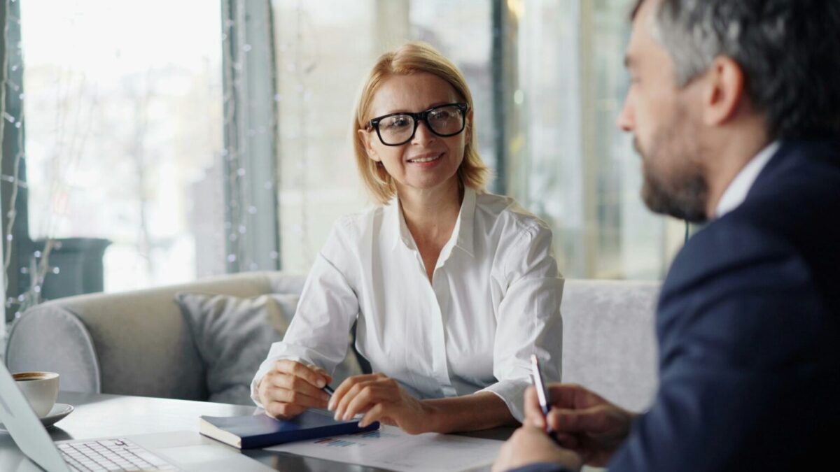 Личный бренд руководителя НКО: два кейса и план создания