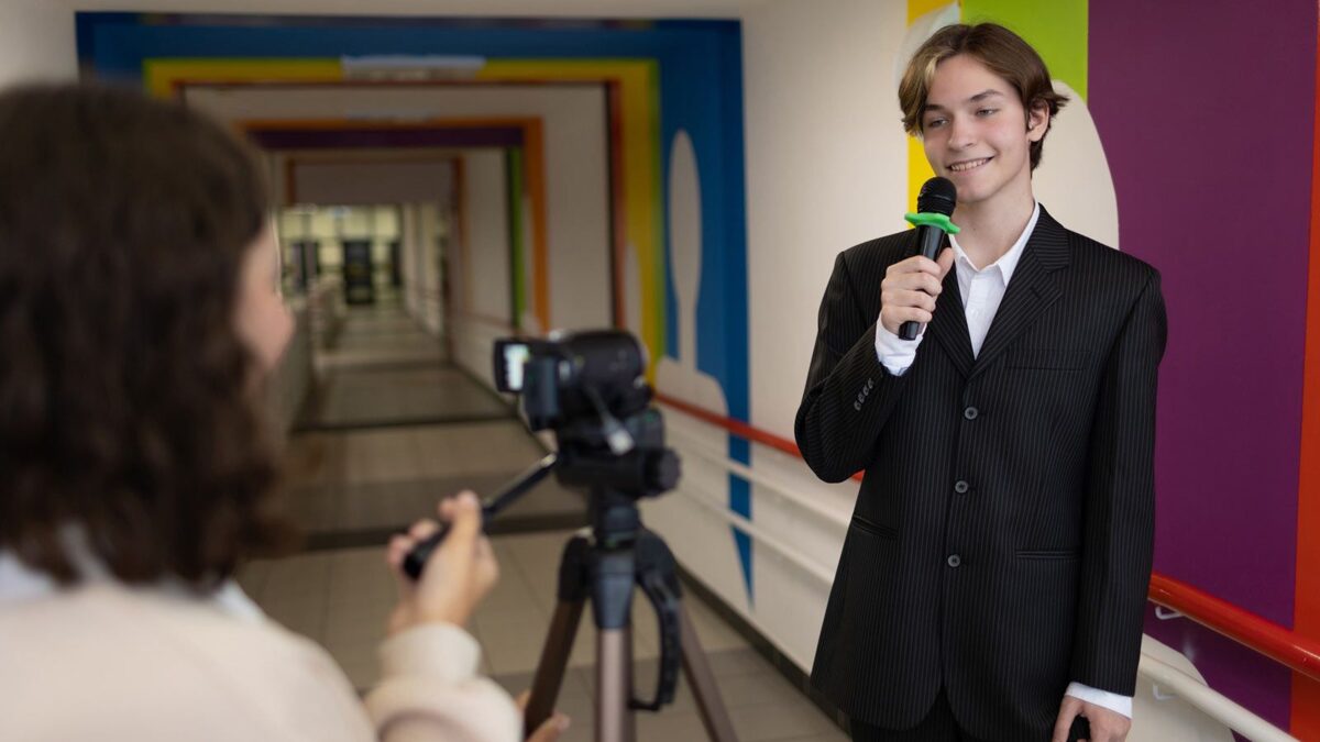 Юные журналисты в поисках имен