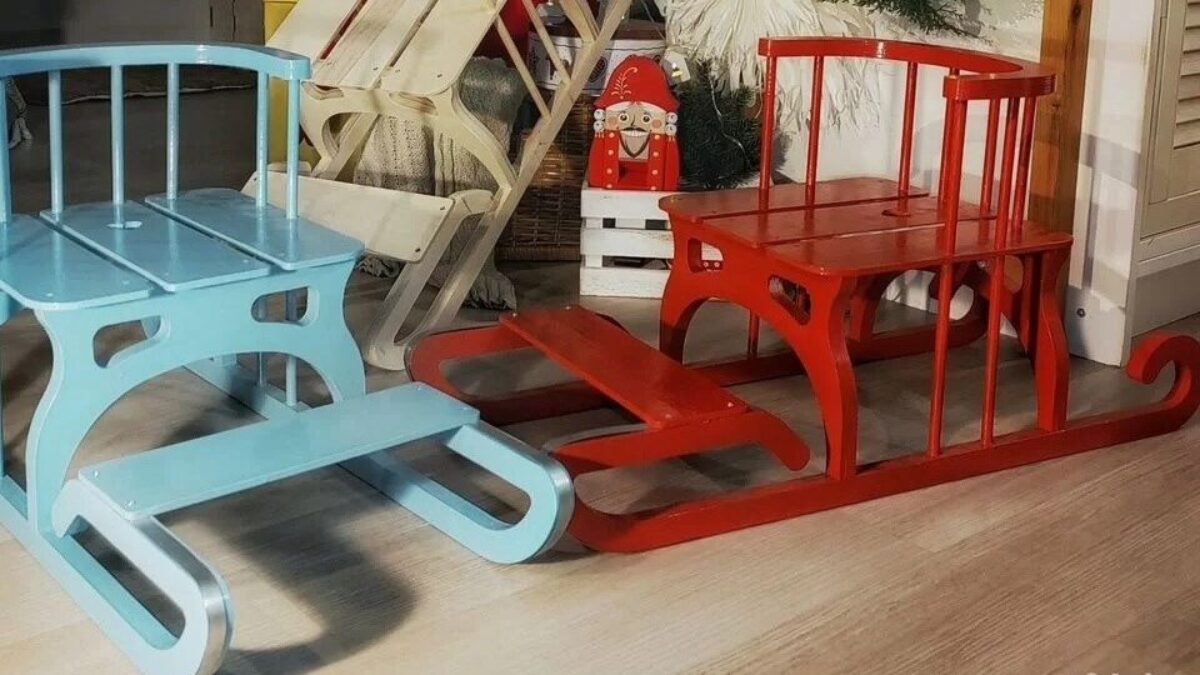 «В пунктах доставки умиляются»: инженер создаёт сани, как из прошлого, и отправляет по всей России