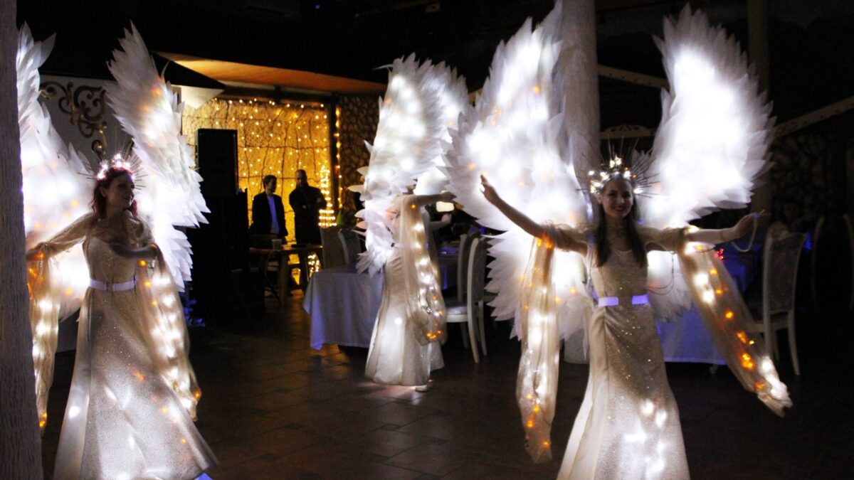 КУКОЛЬНАЯ СКАЗКА СТАЛА ЯВЬЮ:В ТАХТАМУКАЙСКОМ РАЙОНЕ ПРОШЕЛ БОЛЬШОЙ НОВОГОДНИЙ УТРЕННИК…