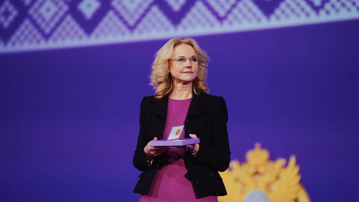 Знак «Доброволец России» вручили 25 волонтёрам