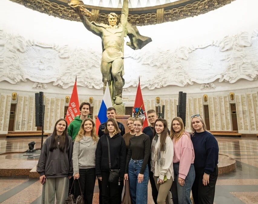 #МолодёжьСевастополя в столице