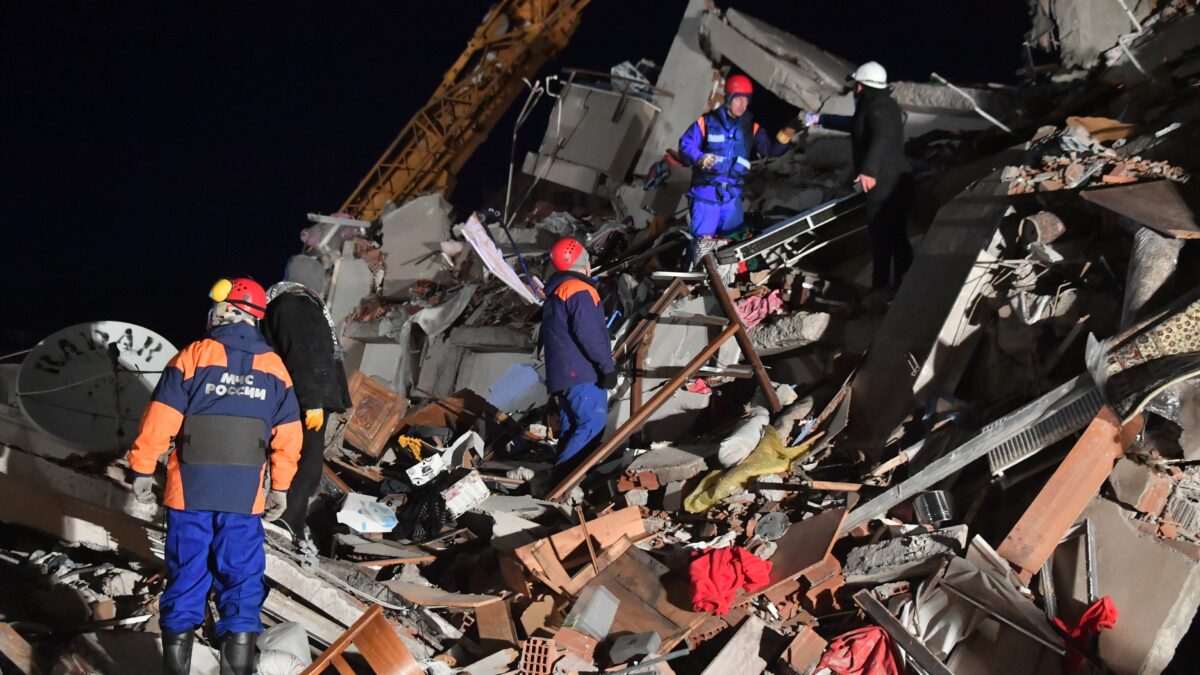 Что делать при землетрясении: правила поведения от МЧС