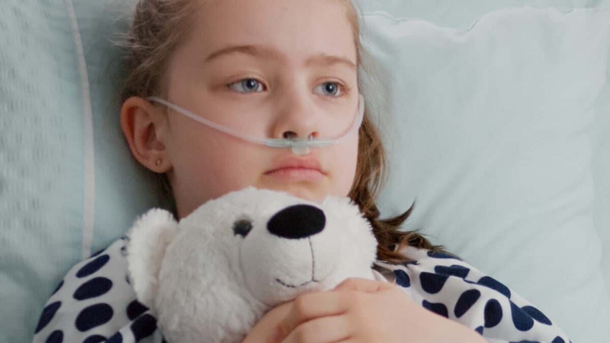 В Москве заработала горячая линия помощи детям, которые находятся в больницах без взрослых