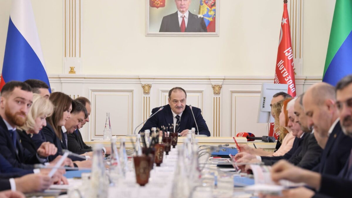 С 1 сентября советники директоров появятся в каждой школе Дагестана