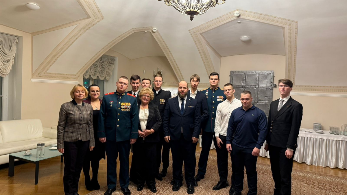 Лекция с Сенатором