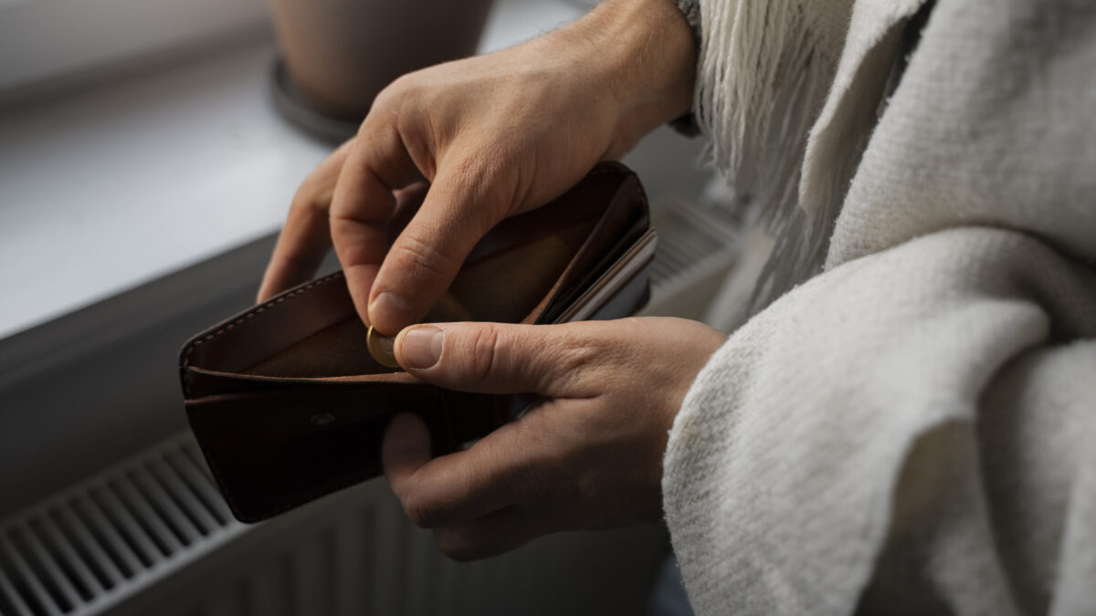 Почему деньги заканчиваются и что с этим делать? Советы экспертов