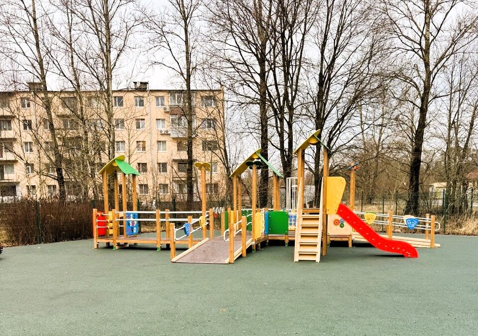 Первый инклюзивный игровой комплекс для детей в Светогорске открыт при поддержке Светогорского ЦБК