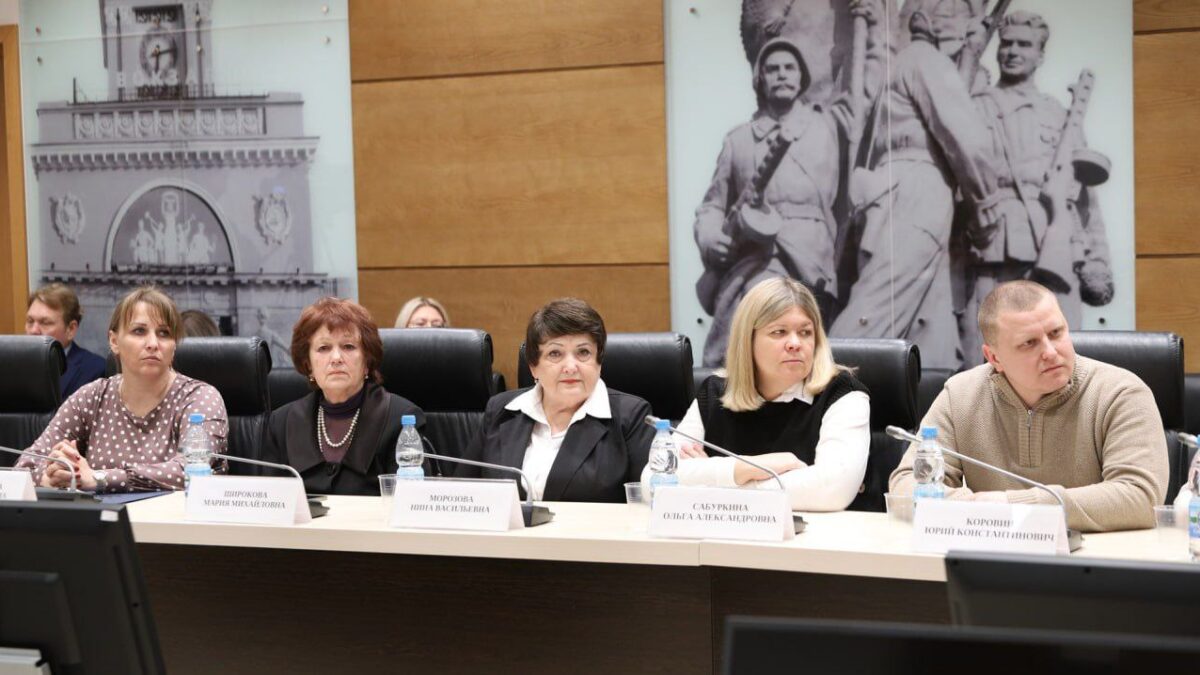 ОНИ ТАМ ЗА НАС, МЫ ТУТ ДЛЯ НИХ!