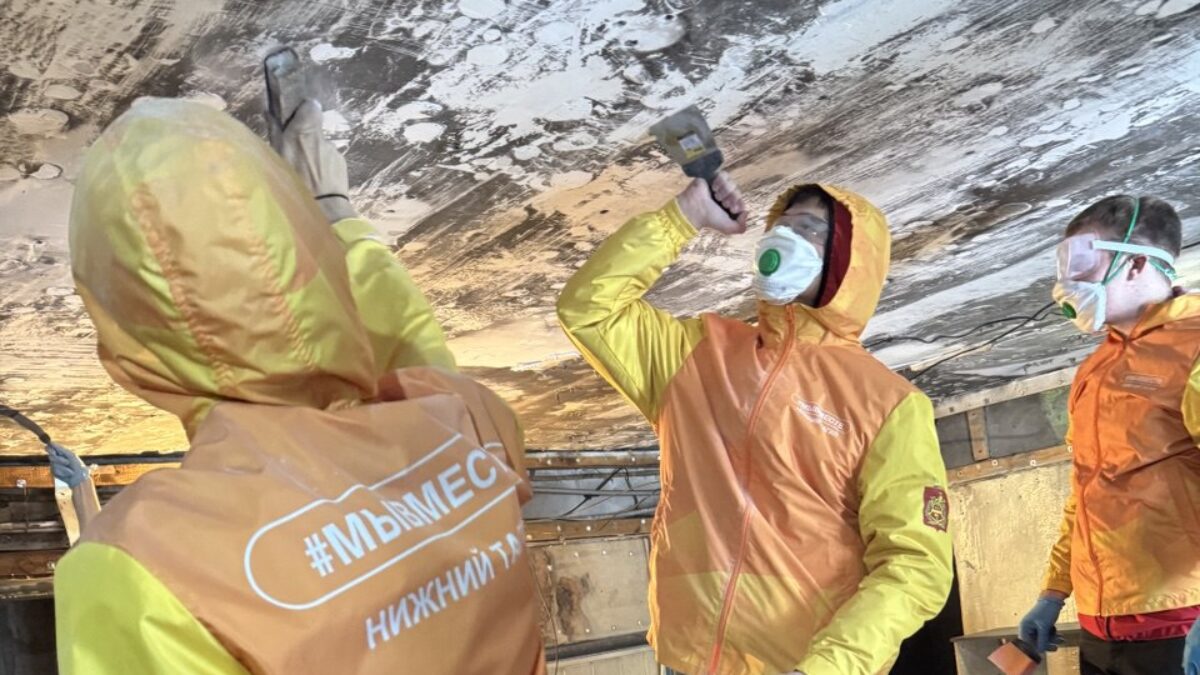 Волонтёры #МЫВМЕСТЕ помогают восстановить склад гумпомощи в Нижнем Тагиле после поджога