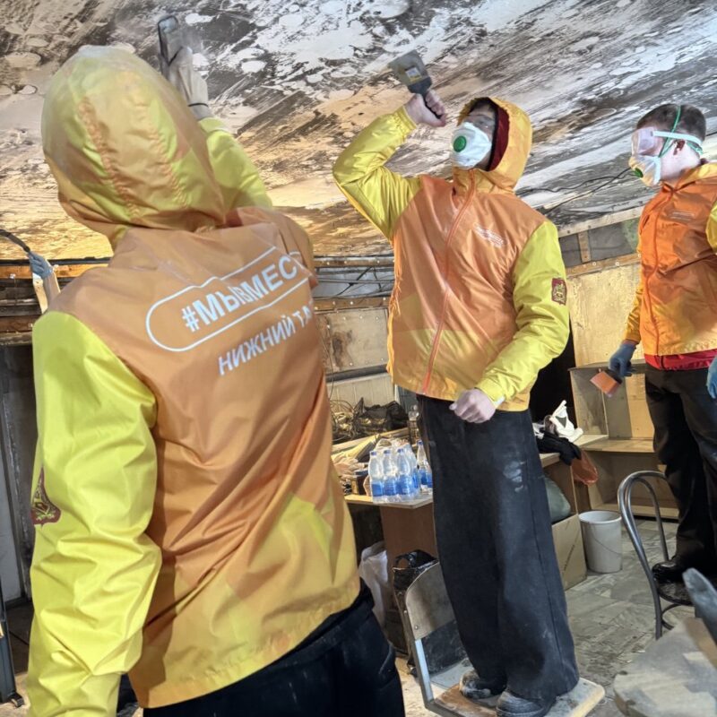 Волонтёры #МЫВМЕСТЕ помогают восстановить склад гумпомощи в Нижнем Тагиле после поджога