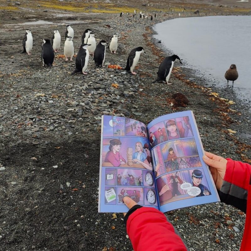 К годовщине открытия Антарктиды полярнику доставили комикс про донорство костного мозга