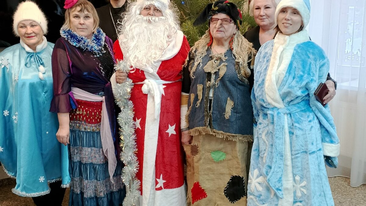 НОВЫЙ ГОД К НАМ МЧИТСЯ