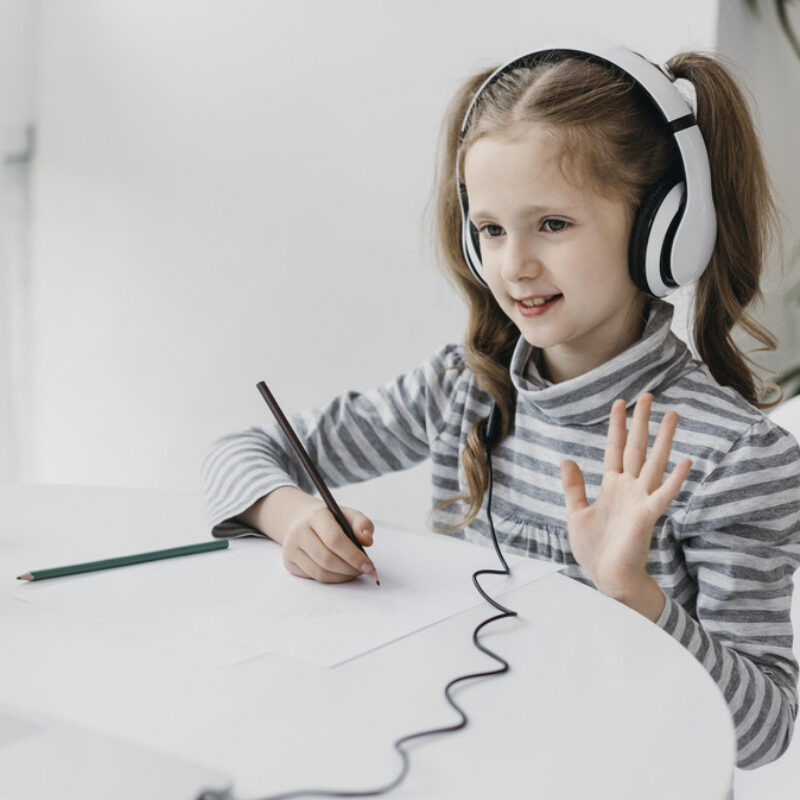 Мурманские студенты разработали платформу для арт-терапии детей с ОВЗ