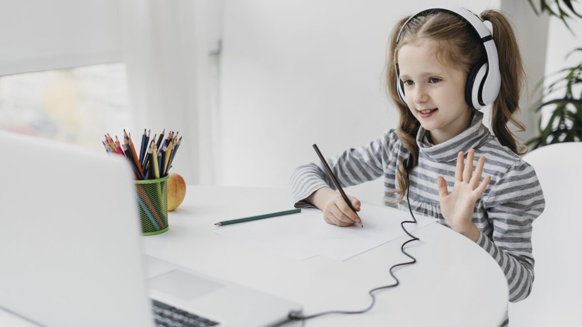 Мурманские студенты разработали платформу для арт-терапии детей с ОВЗ