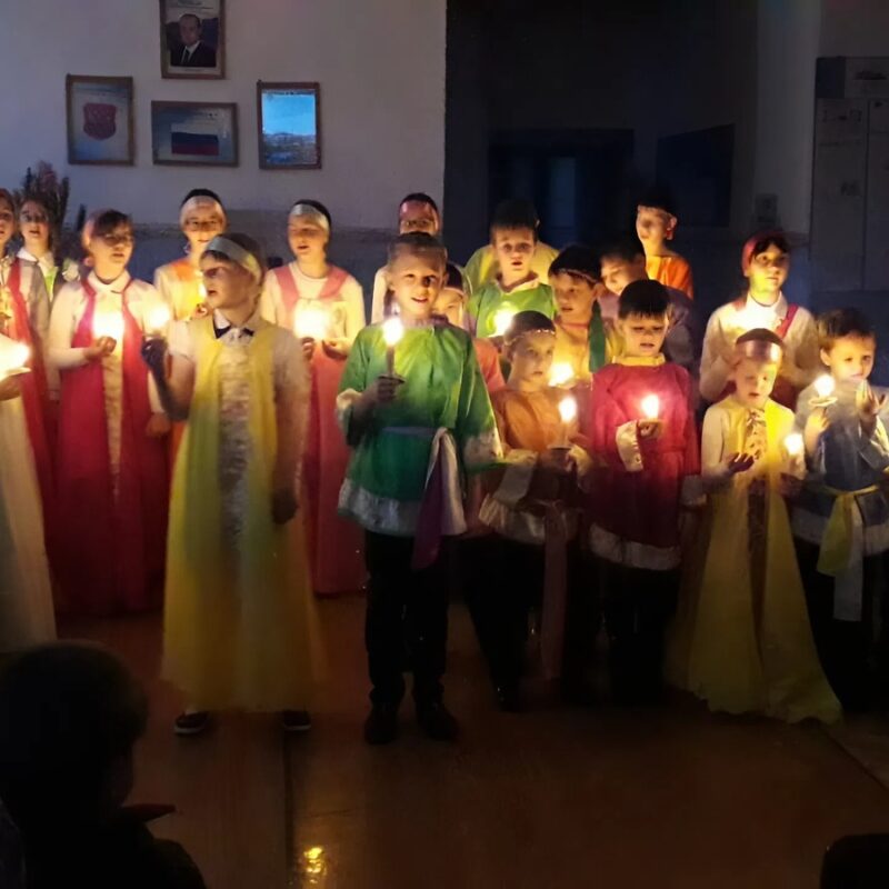 Как празднуют Рождество в деревне рассказала учительница