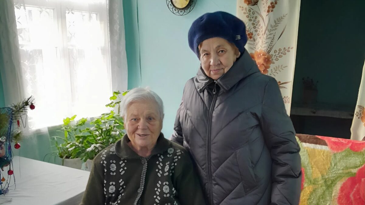 Помочь пенсионерке, у которой сгорел дом, просят волонтёры