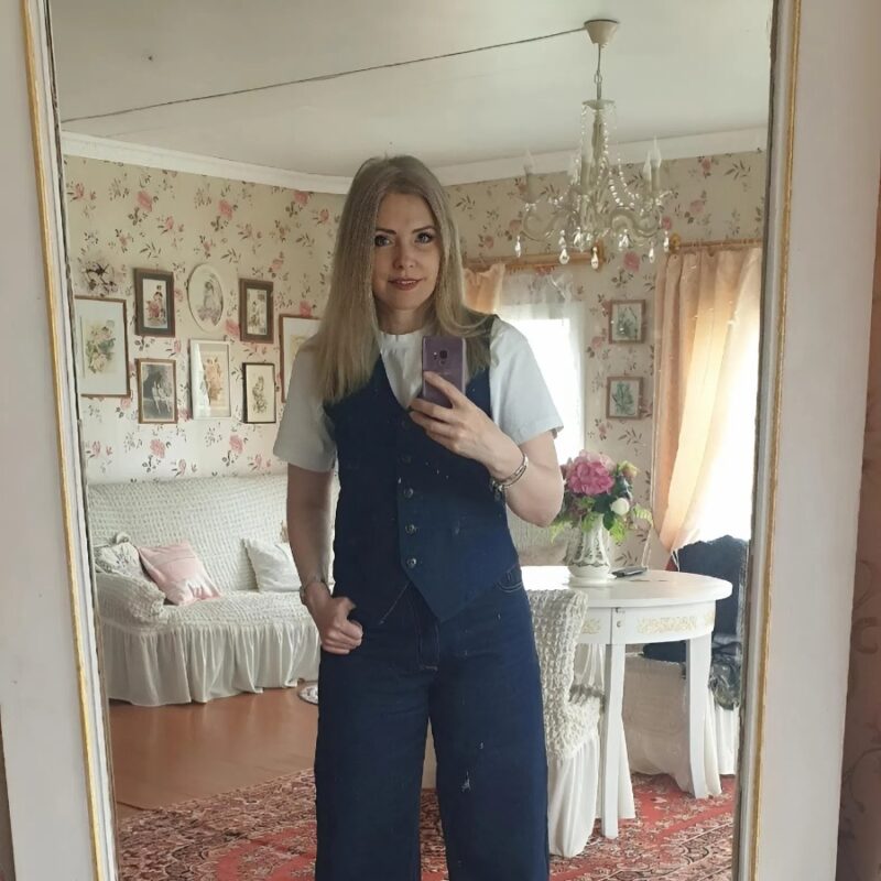 Восстанавливает дом бабушки жительница Северодвинска