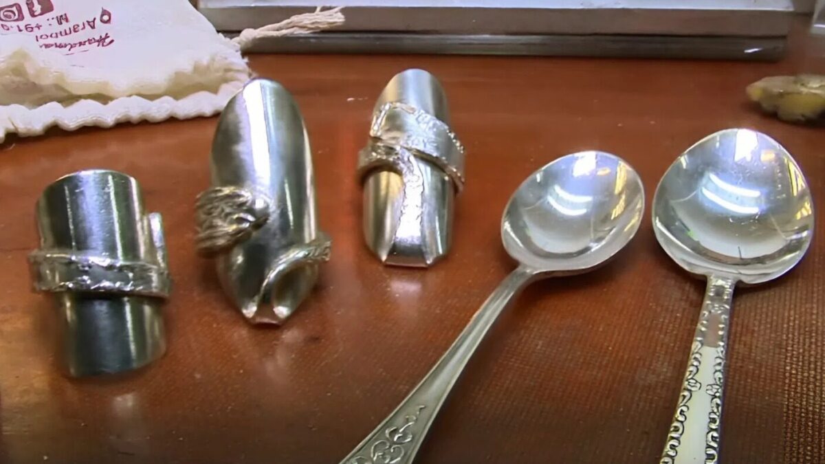 Украшения из ложек создаёт бывшая предприниматель на Урале