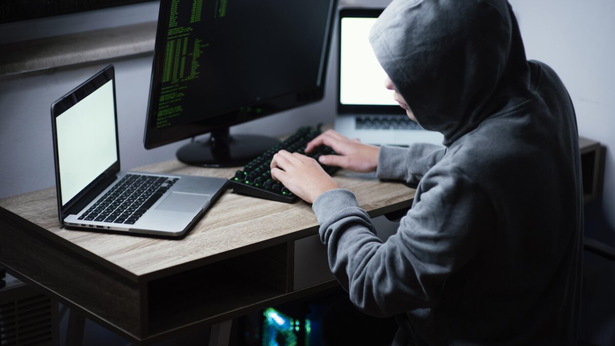 Вам письмо от Госуслуг: россиян предупредили о новом способе обмана через рассылки