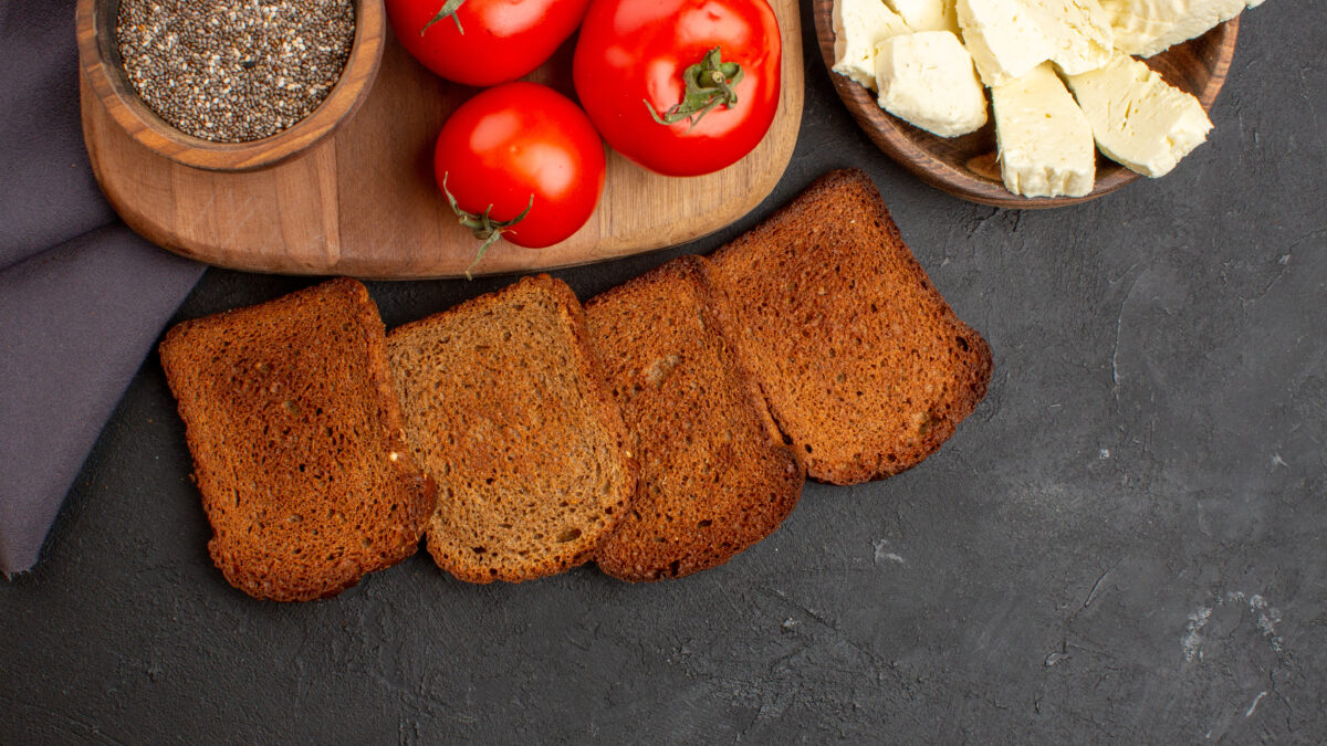Гренки с чесноком из ржаного хлеба: от простых ингредиентов до кулинарного шедевра