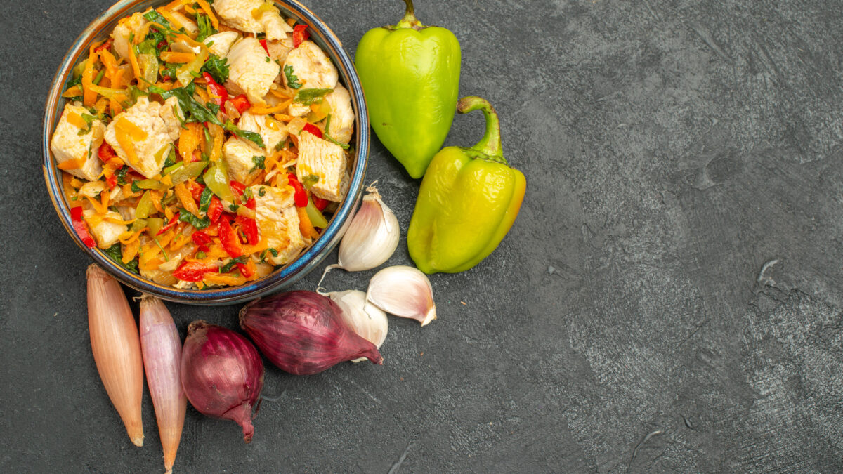 Творческий подход на кухне: как приготовить идеальное овощное рагу из любых продуктов