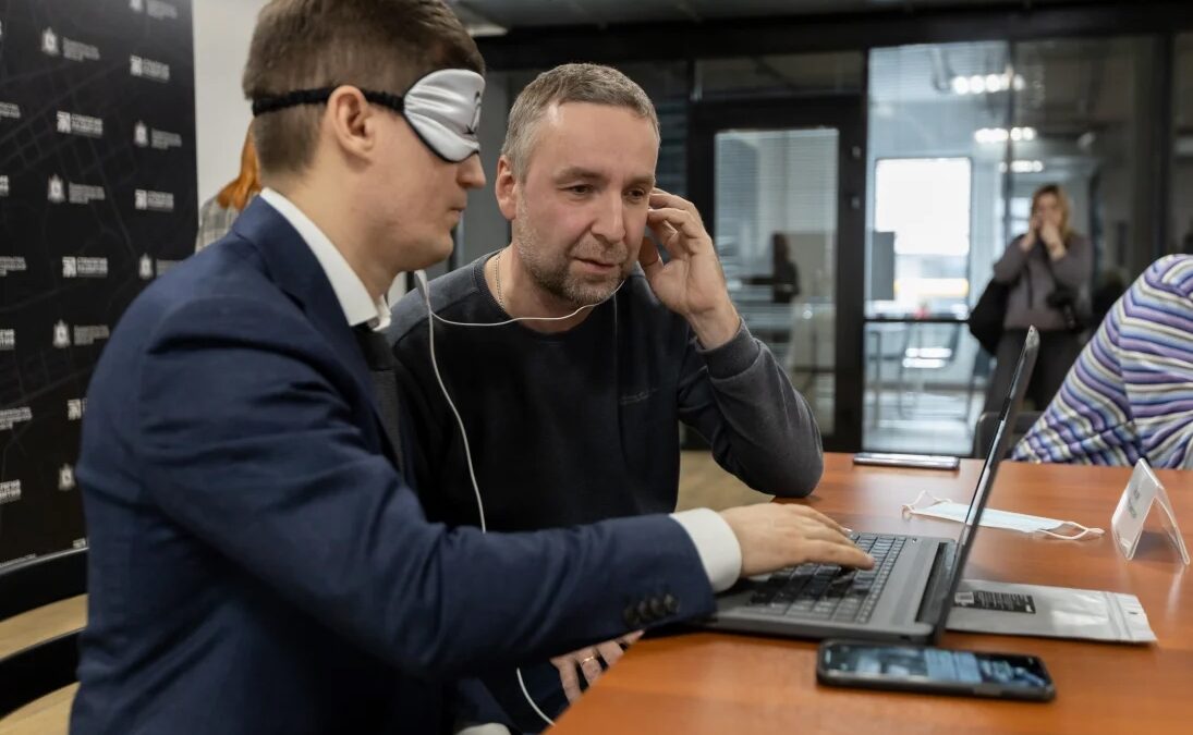 IT-специалисты проводят бесплатные консультации для незрячих и слабовидящих по телефону