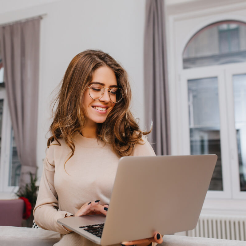 Гранты для НКО в 2026 году: расписание главных конкурсов, которые помогут получить финансы