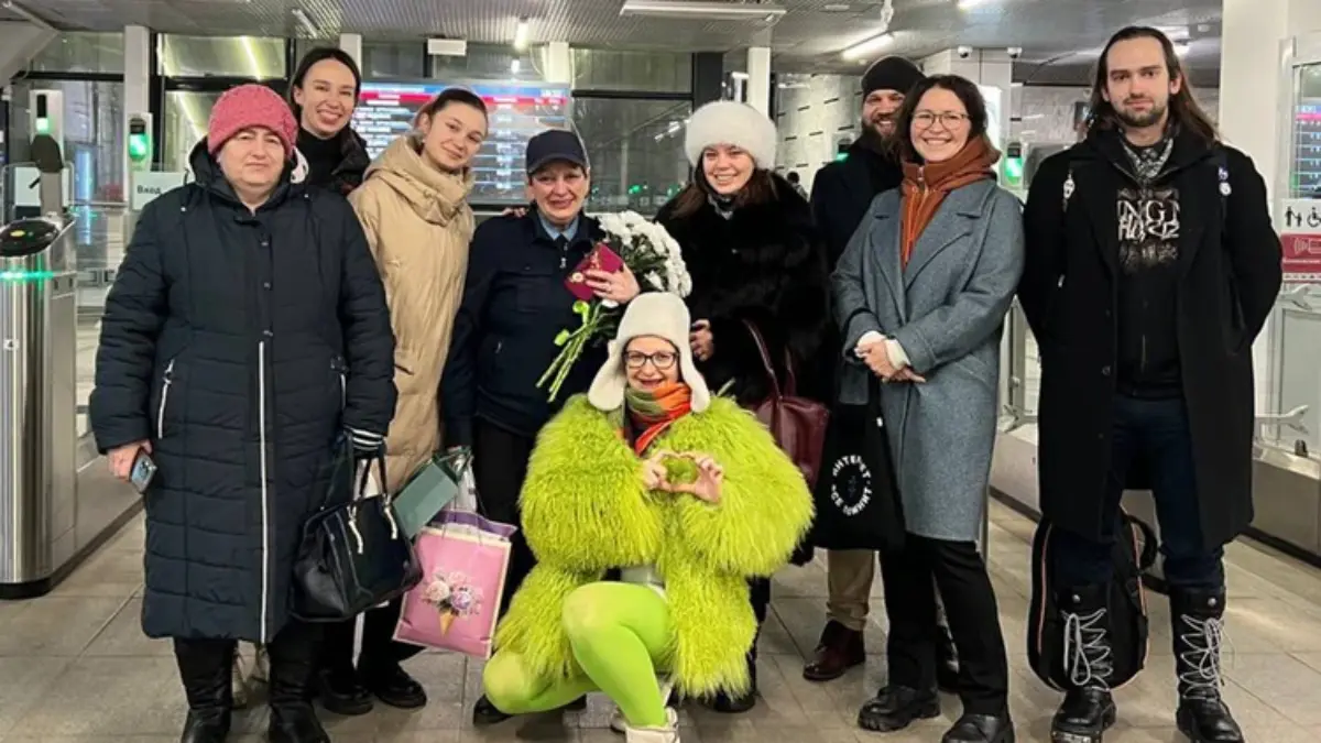 «Я и пассажиры – одна семья»: горожане собрали деньги на ремонт дома любимого контролёра