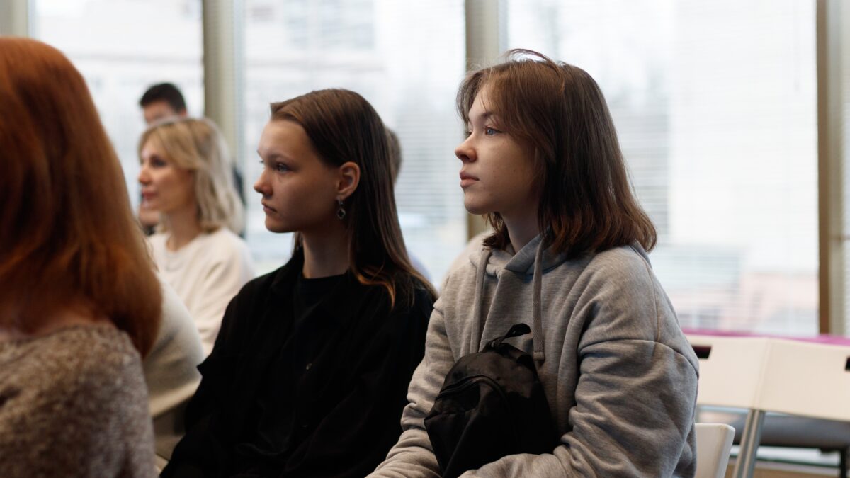 Как говорить о вере и мировоззрении