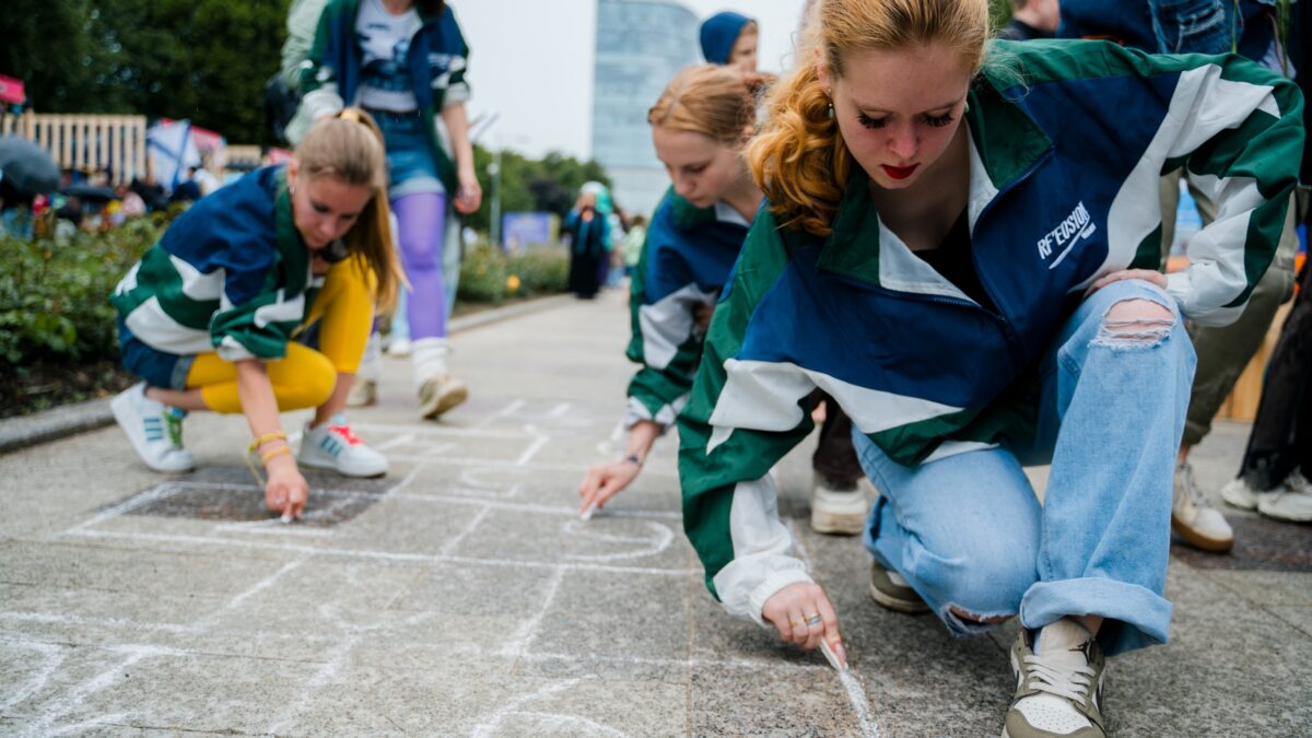 Правила безопасности при нахождении детей на территории приюта