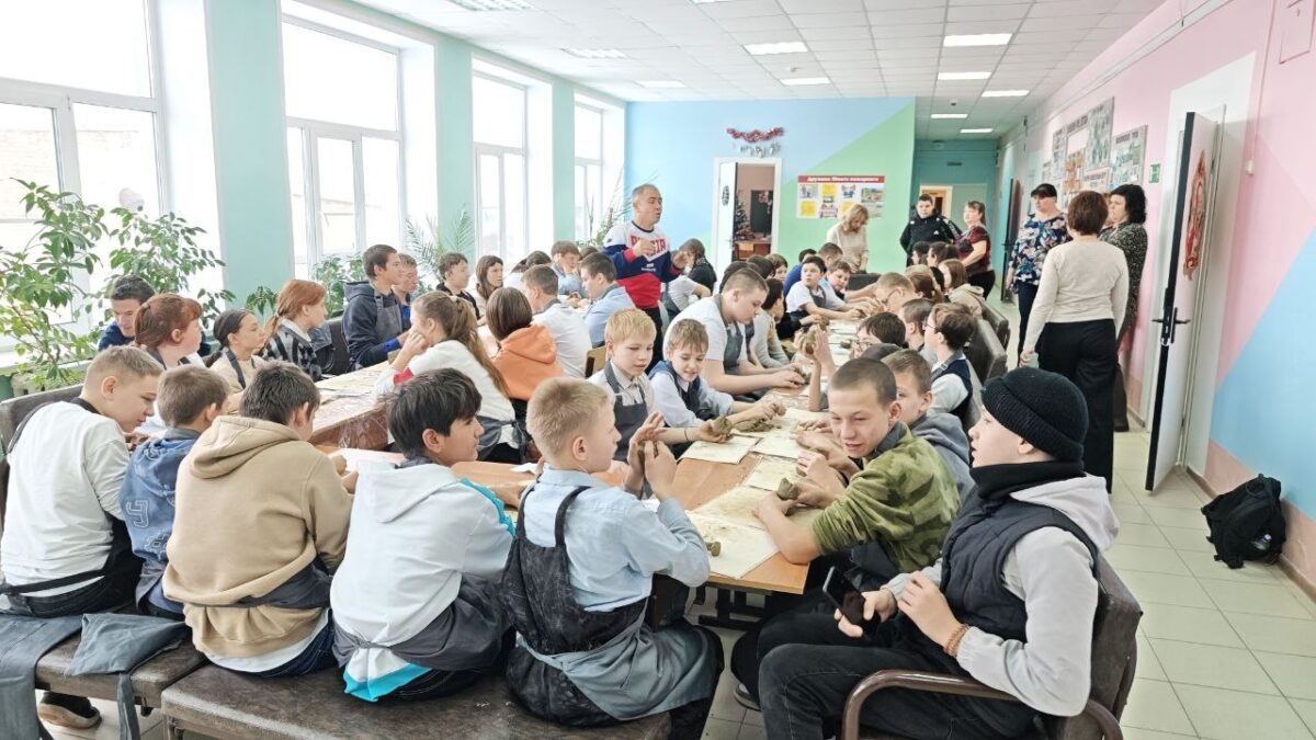 Инклюзивные творческие лагеря в Сызрани: как глина объединяет детей и меняет жизни