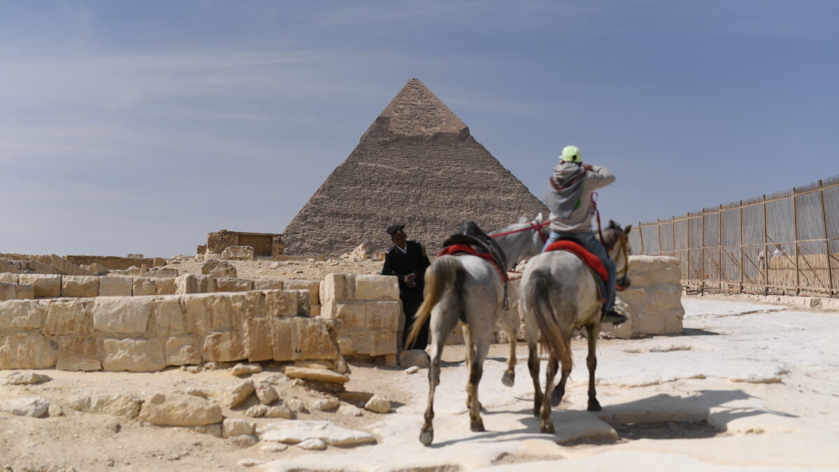 Куда поехать весной в отпуск – топ-10 мест с визой и без