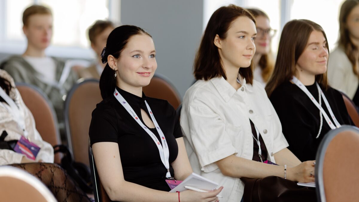 Контроль прохождения дверных проемов вместе с собакой