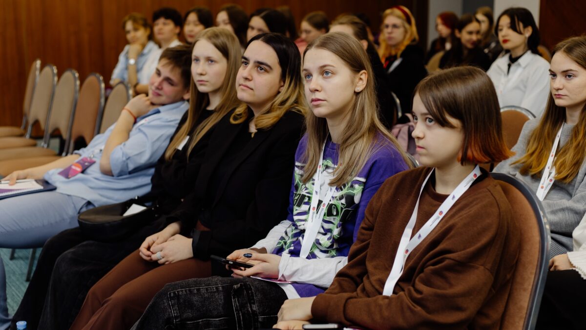 Волонтёр и участие в принятии решений